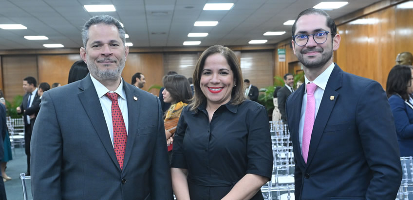 Joel Tejeda, Brenda Villanueva y Joel González